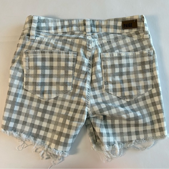 PAIGE Verdugo Ankle Cutoff Denim Shorts Women’s Size 25 Gray White Plaid Raw Hem - Picture 7 of 9